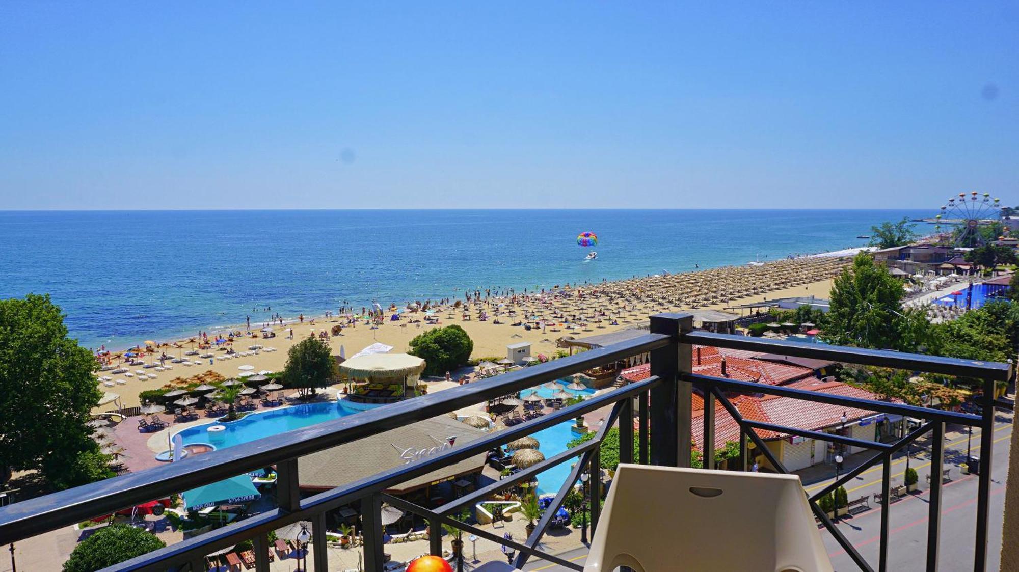 Apartments Sirena First Line - Апартаменти Сирена На Първа Линия Zlatni pjasătsi Eksteriør bilde