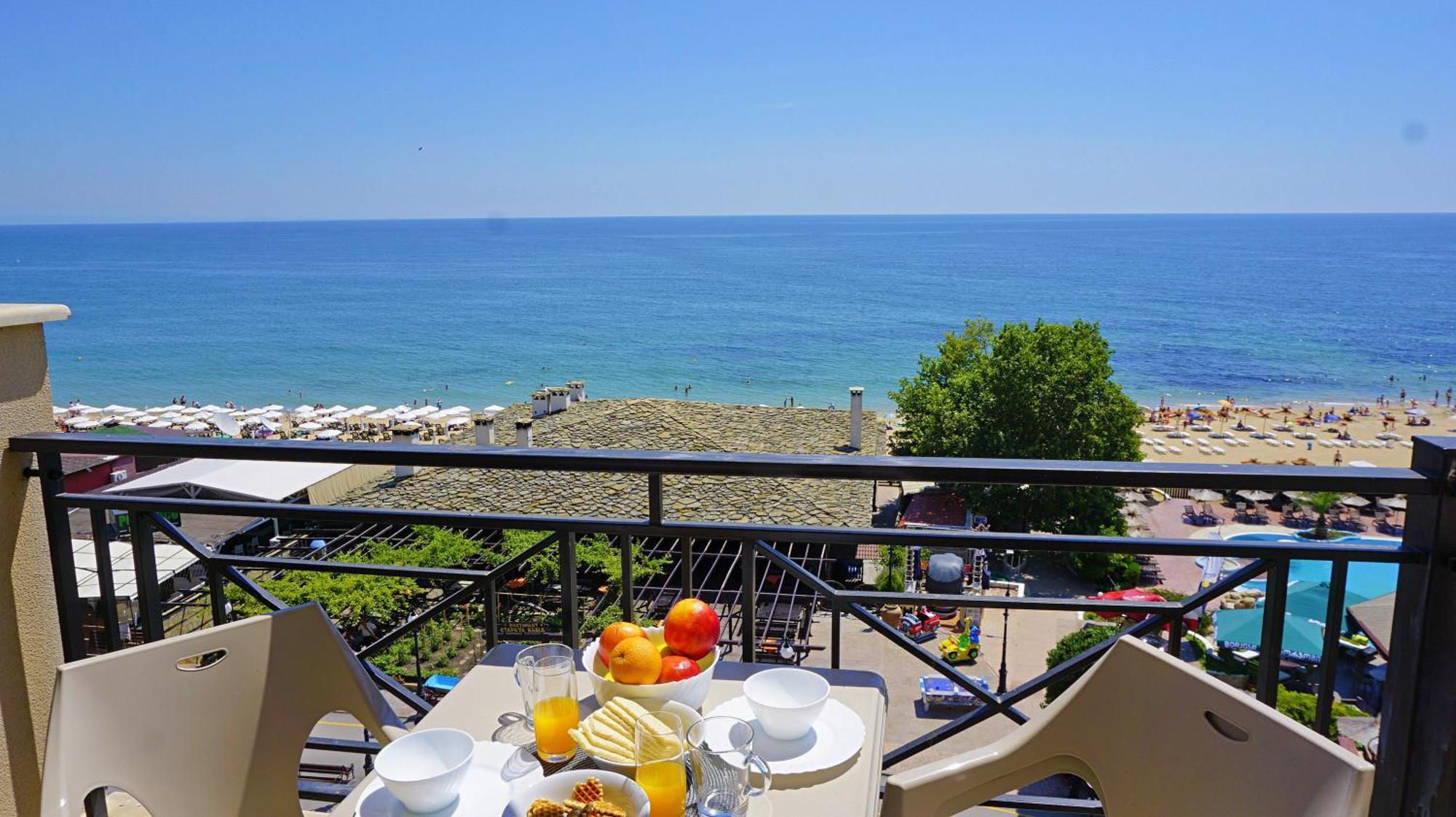 Apartments Sirena First Line - Апартаменти Сирена На Първа Линия Zlatni pjasătsi Eksteriør bilde