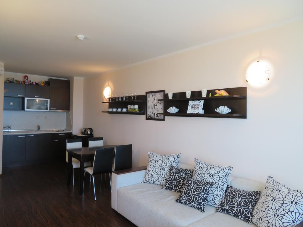 Apartments Sirena First Line - Апартаменти Сирена На Първа Линия Zlatni pjasătsi Eksteriør bilde