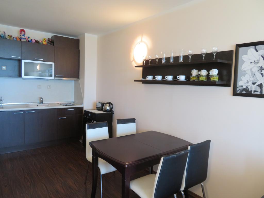 Apartments Sirena First Line - Апартаменти Сирена На Първа Линия Zlatni pjasătsi Eksteriør bilde
