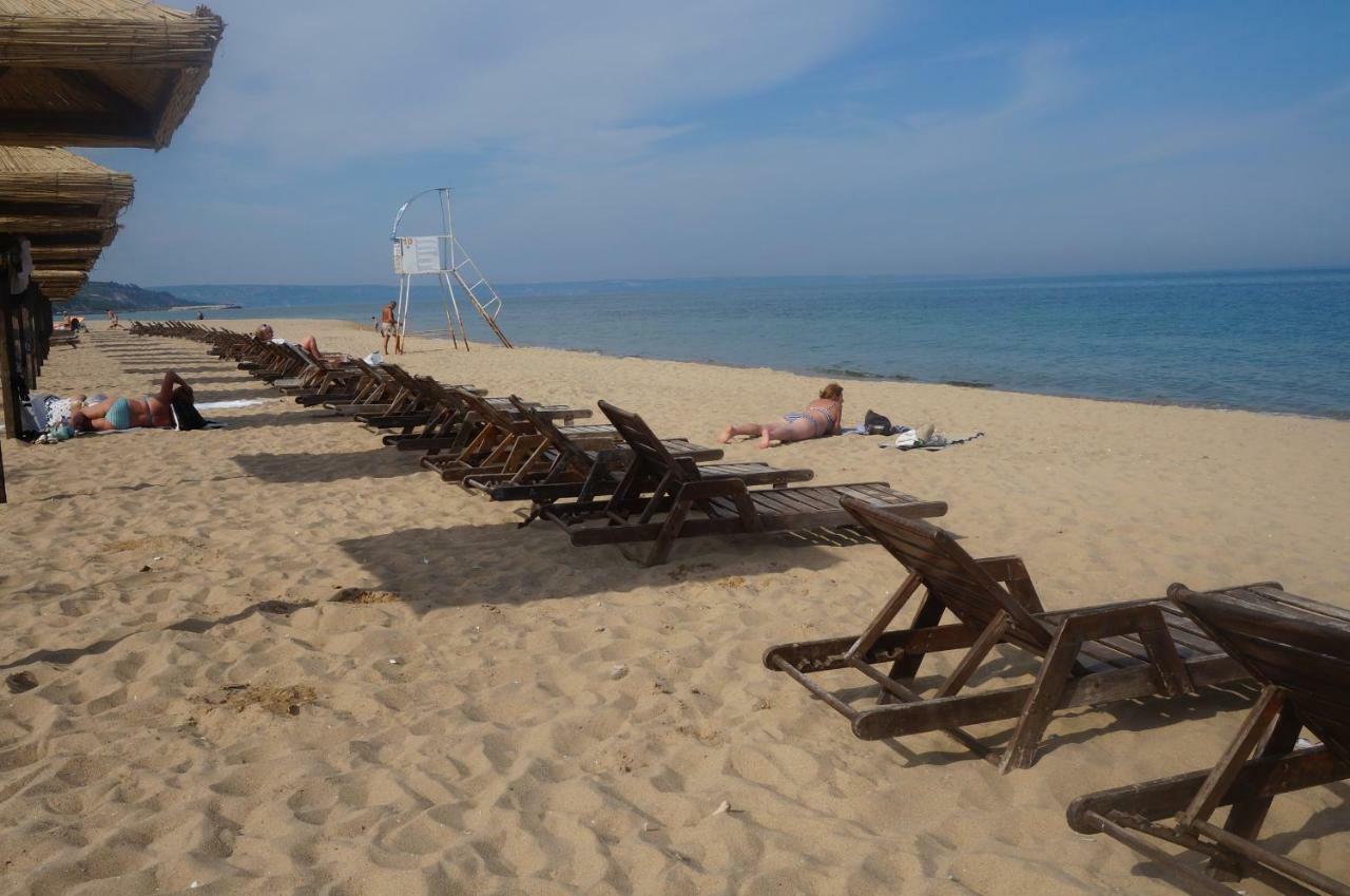 Apartments Sirena First Line - Апартаменти Сирена На Първа Линия Zlatni pjasătsi Eksteriør bilde